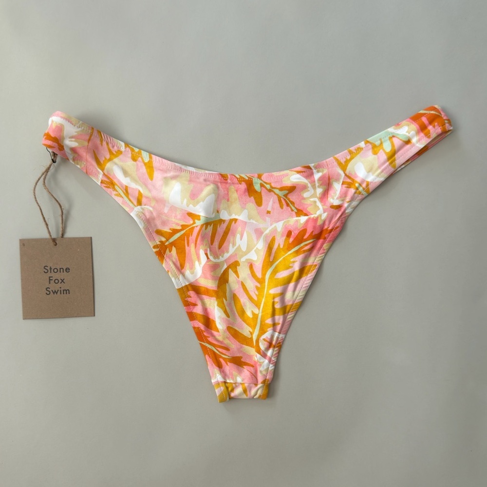 STONE FOX SWIM Luka Bikini Bottom in Hot Tropix - Picture 3 of 6